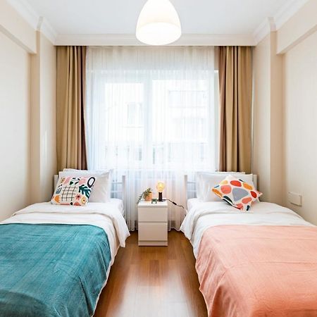 Colorful Apartment Near Popular Attractions In Sisli Стамбул Экстерьер фото